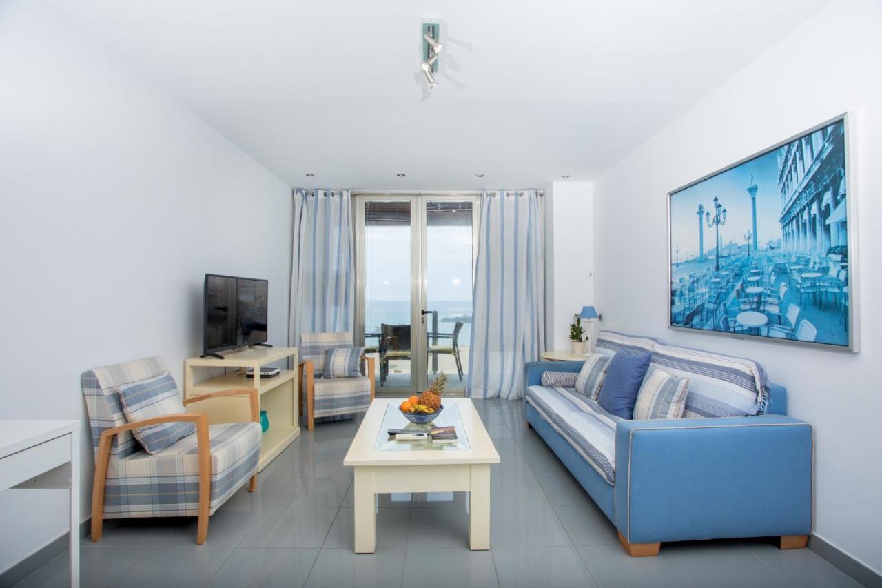 Great Balcony Over Blue Sea By Canariasgetaway Las Palmas de Gran Canaria Bagian luar foto